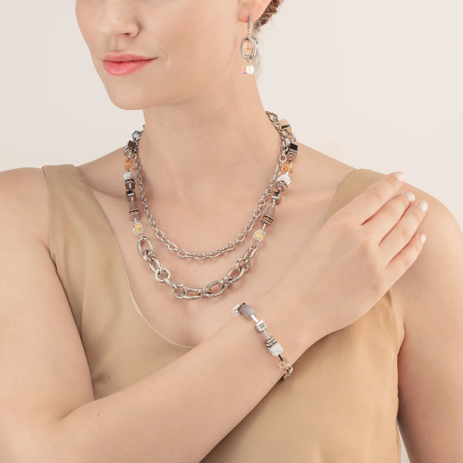 Bracelet GeoCUBE® Statement Precious Chunky Chain Multiwear grau-beige - Image 4
