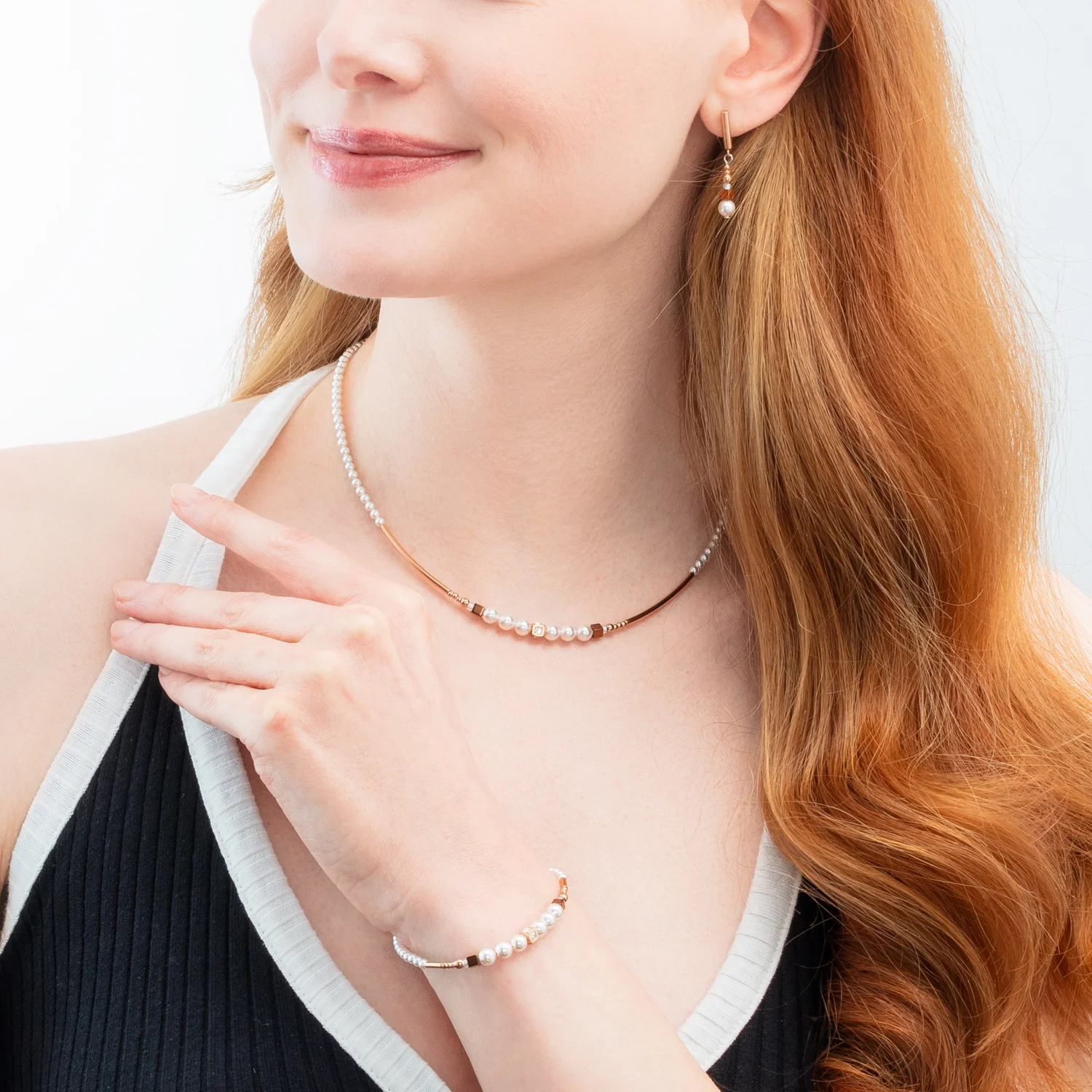Earrings Shimmering Princess Pearls rose gold-white - Image 4