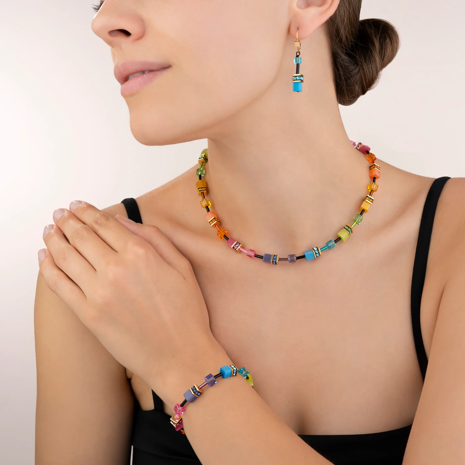 GeoCUBE® Necklace multicolour rainbow gold - Image 4