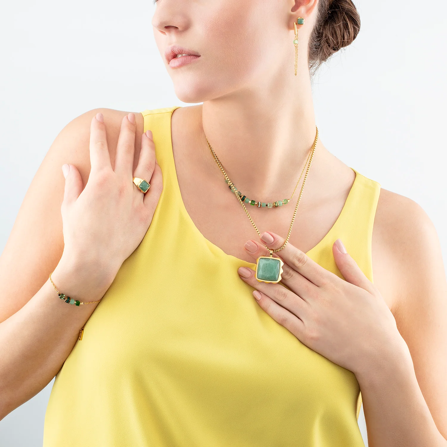 Necklace Amulet Spikes Square Aventurine gold-green - Image 4